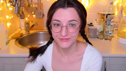 Snapshot of dorotty_ chatting on February 15, 2026, 11:56 pm Your Dorotty online show from February 15, 2026, 11:56 pm