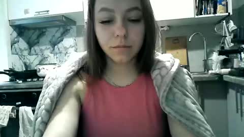 Dorrie Ann online show from November 11, 2025, 7:08 am