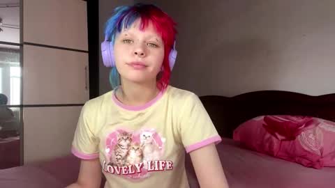 Snapshot of dorthacavan chatting on February 16, 2026, 8:10 am Milana online show from February 16, 2026, 8:10 am