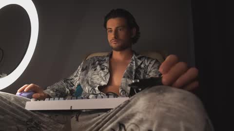 Keen online show from March 10, 2025, 12:26 pm