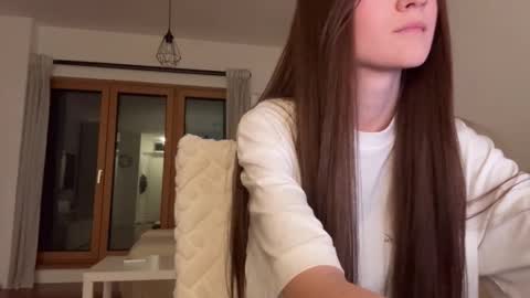 Snapshot of double_sun chatting on March 5, 2026, 11:23 pm Alice and Mark online show from March 5, 2026, 11:23 pm