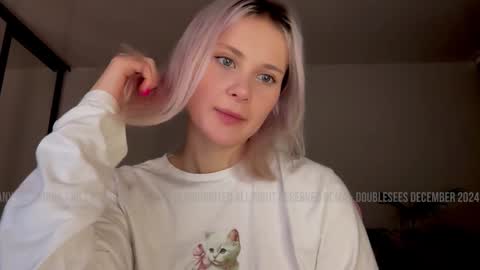 Snapshot of doublecuties chatting on December 13, 2024, 3:05 am Lana Eva dont forget to give us a thumb up online show from December 13, 2024, 3:05 am