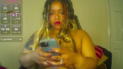 DeeDee online show from May 30, 2026, 8:28 pm