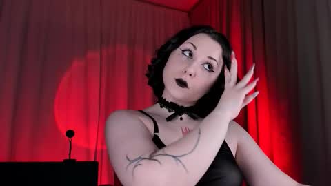 Eva ana Liza online show from October 22, 2025, 7:24 pm