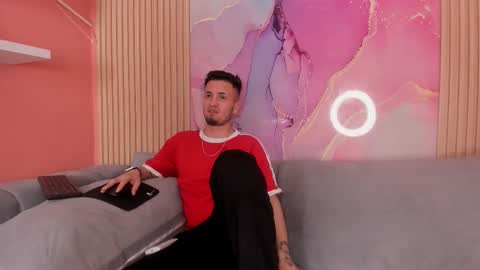 Snapshot of doublepleasure69_ chatting on November 19, 2025, 5:18 am doublepleasure69_ online show from November 19, 2025, 5:18 am