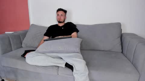 Snapshot of doublepleasure69_ chatting on January 16, 2026, 10:14 pm doublepleasure69_ online show from January 16, 2026, 10:14 pm