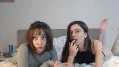 doubletroublerd_054 online show from May 27, 2026, 4:48 pm