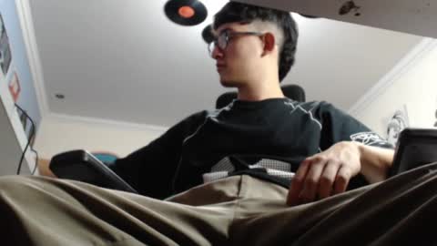 douglas_drake online show from February 11, 2025, 3:08 am