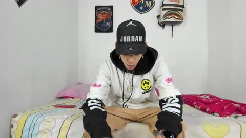 douglas_gallegos online show from December 13, 2024, 3:05 am