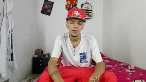 douglas_gallegos online show from January 20, 2025, 12:46 am