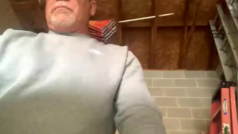 Snapshot of douglikes3xd chatting on December 21, 2025, 8:05 pm douglikes3xd online show from December 21, 2025, 8:05 pm