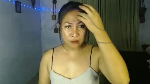 doyouwantme143 online show from October 14, 2025, 11:00 am