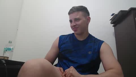 draco_boy2000 online show from October 3, 2025, 10:29 pm