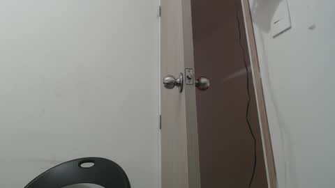 draco_boy2000 online show from February 19, 2026, 9:22 pm