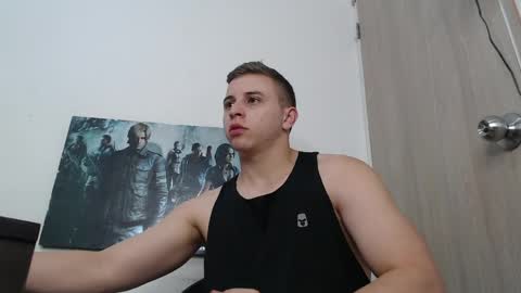 draco_boy2000 online show from May 20, 2026, 11:33 pm