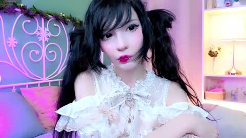 Draculaura online show from December 19, 2024, 8:55 pm