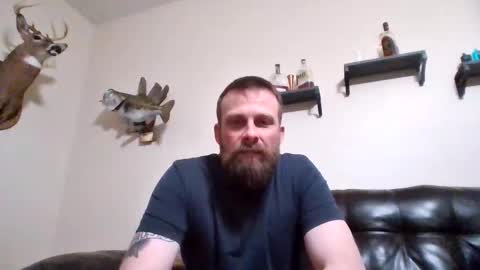 Snapshot of dragoste18 chatting on December 23, 2025, 6:33 am Dragoste online show from December 23, 2025, 6:33 am