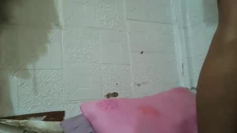 Snapshot of drain_me29 chatting on February 1, 2026, 2:21 am drain_me29 online show from February 1, 2026, 2:21 am