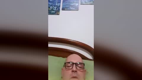 Snapshot of draka78 chatting on June 24, 2026, 1:04 am draka78 online show from June 24, 2026, 1:04 am