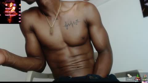 Snapshot of drake_brown_23 chatting on December 27, 2024, 6:20 pm Drake 23 online show from December 27, 2024, 6:20 pm