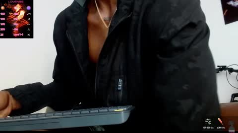 Snapshot of drake_brown_23 chatting on February 17, 2025, 11:23 am Drake 23 online show from February 17, 2025, 11:23 am