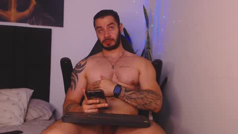 drake_cole11 online show from January 25, 2025, 3:19 am