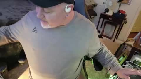 Snapshot of drake_r_darkrose chatting on February 3, 2026, 12:21 pm Drake D Vamp aka Drake DarkRose online show from February 3, 2026, 12:21 pm