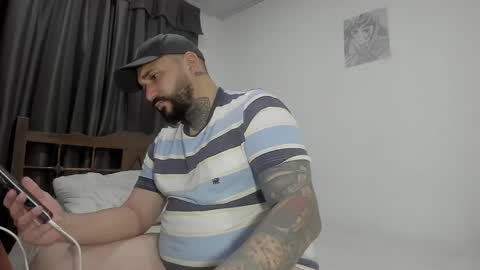 Snapshot of drake_white1 chatting on March 9, 2025, 3:54 am drake whitee Independent Model online show from March 9, 2025, 3:54 am