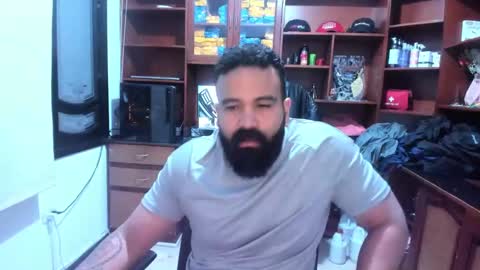 Snapshot of drako_argenti_ chatting on January 16, 2025, 11:48 am Drako online show from January 16, 2025, 11:48 am