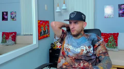 Snapshot of drako_lamar chatting on December 20, 2024, 12:49 pm Drako online show from December 20, 2024, 12:49 pm