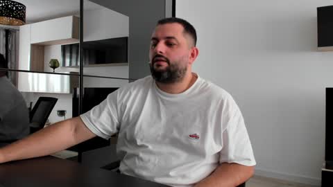 Draven A online show from January 27, 2025, 9:44 am