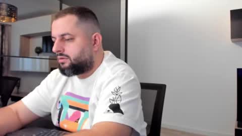 Draven A online show from February 19, 2025, 3:38 pm