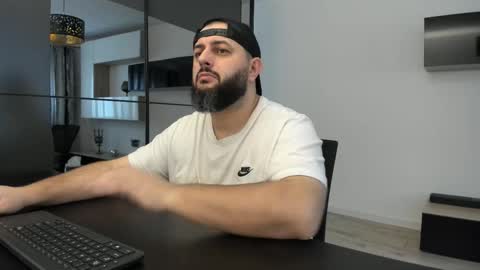 DravenPeak online show from November 23, 2025, 10:48 am