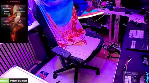 drawingcock online show from November 20, 2025, 10:20 pm