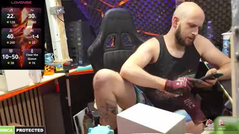 drawingcock online show from November 26, 2025, 4:52 pm