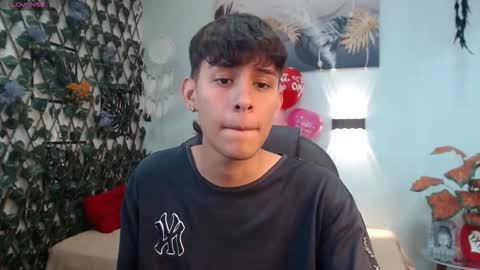 Snapshot of draxblade chatting on February 11, 2026, 1:27 pm DraxBlade online show from February 11, 2026, 1:27 pm