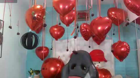 Snapshot of draxblade chatting on February 16, 2026, 8:16 pm DraxBlade online show from February 16, 2026, 8:16 pm