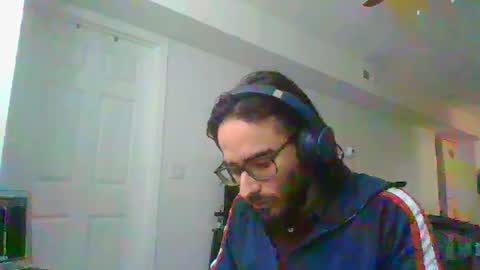 Snapshot of dream1dog chatting on February 7, 2025, 6:34 pm dream1dog online show from February 7, 2025, 6:34 pm