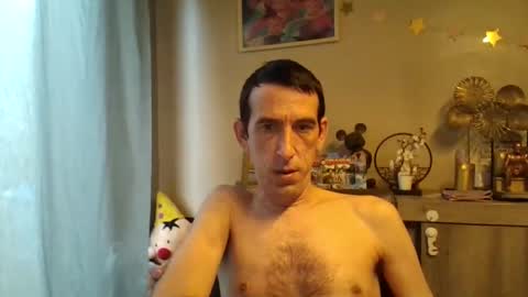 Snapshot of dreamguy38 chatting on October 20, 2025, 7:31 am dreamguy38 online show from October 20, 2025, 7:31 am