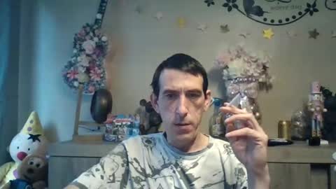 dreamguy38 online show from November 14, 2025, 9:08 am