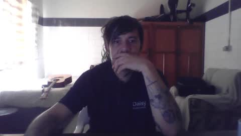 dreamweaver69990584451 online show from March 6, 2025, 9:36 am