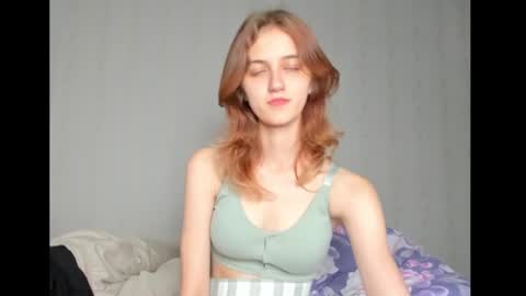 dreamy_pollyyy online show from September 23, 2025, 4:54 pm