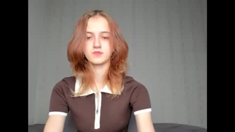 dreamy_pollyyy online show from October 11, 2025, 6:28 pm