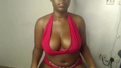 Snapshot of dreamy_wetpussy chatting on February 15, 2026, 7:54 pm BEAUTY online show from February 15, 2026, 7:54 pm