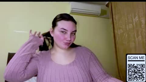 Snapshot of dreamyblushfairy chatting on February 10, 2026, 4:00 pm Mila online show from February 10, 2026, 4:00 pm