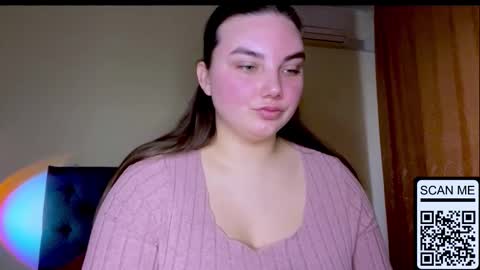 Snapshot of dreamyblushfairy chatting on February 22, 2026, 3:21 pm Mila online show from February 22, 2026, 3:21 pm