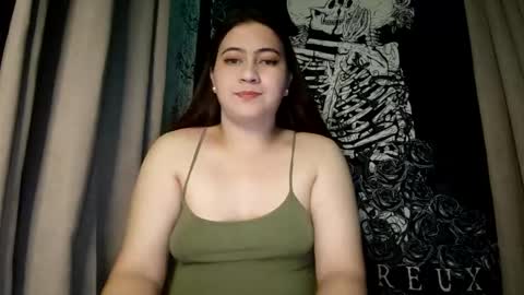 Snapshot of dreamycreamyst chatting on February 17, 2025, 12:16 pm dreamycreamyst online show from February 17, 2025, 12:16 pm