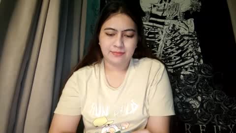 Snapshot of dreamycreamyst chatting on February 18, 2025, 12:17 pm dreamycreamyst online show from February 18, 2025, 12:17 pm