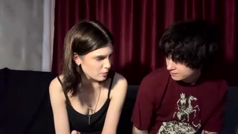 Elena and Nikolai online show from June 17, 2026, 9:01 am