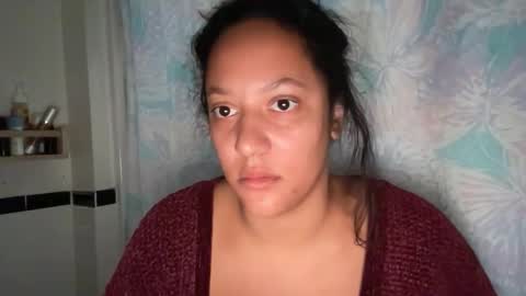 RIRI OR DREAMY online show from October 19, 2025, 2:40 pm